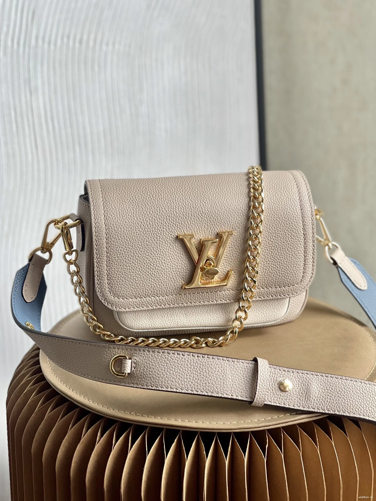 WIS TENDER VUITTON LOCKME LOUIS 0312